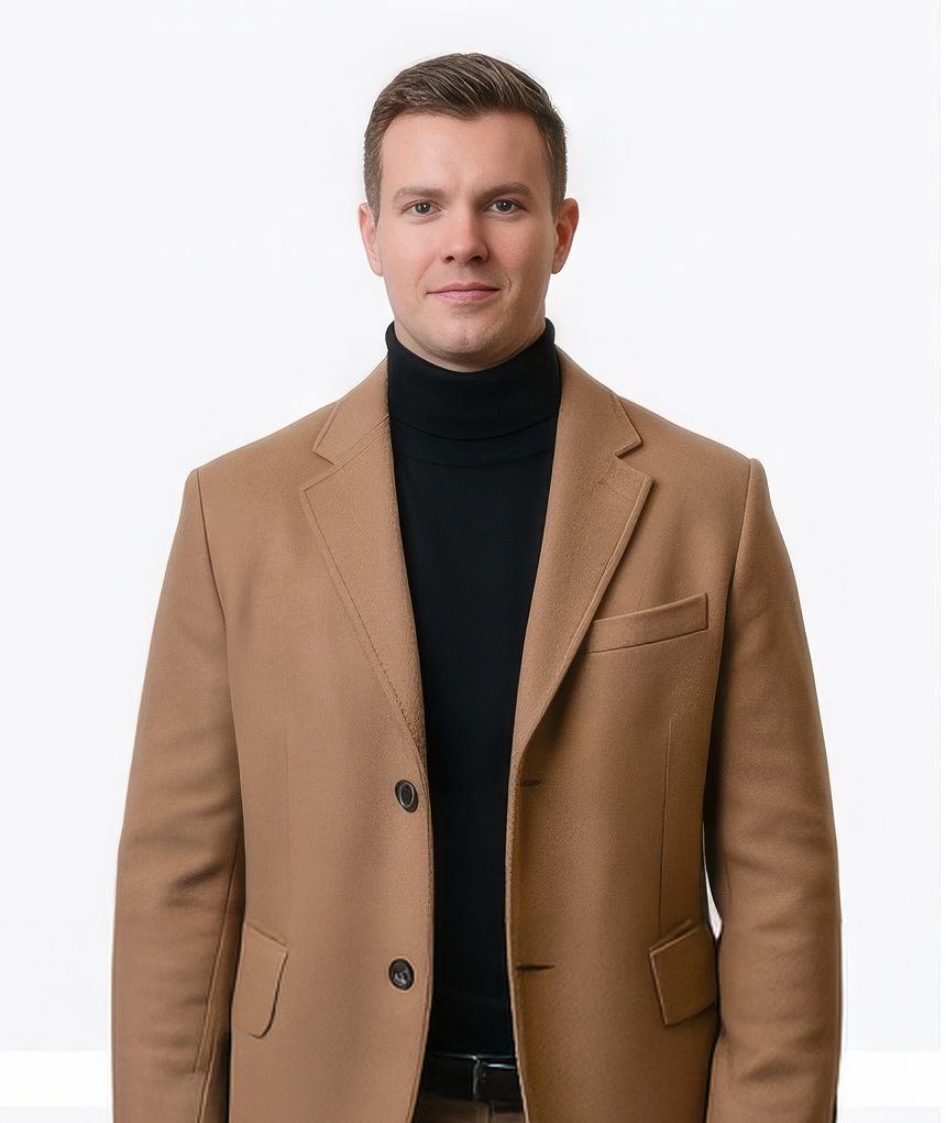 Man in a checked blazer for a creative LinkedIn headshot