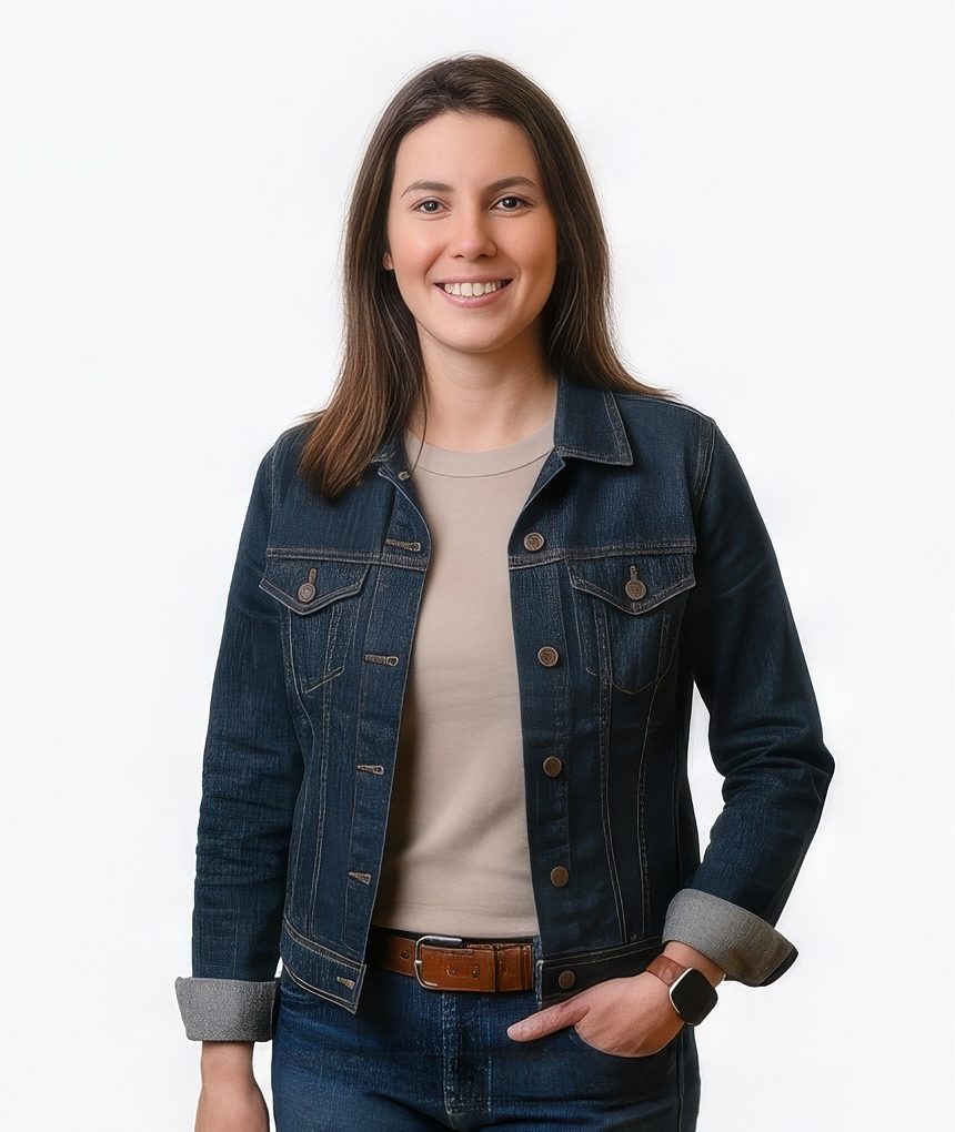Woman in a denim jacket for a tech LinkedIn headshot